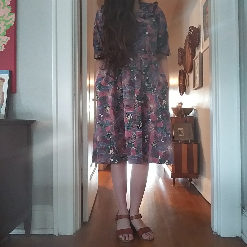 Vinatge Flora Midi Dress